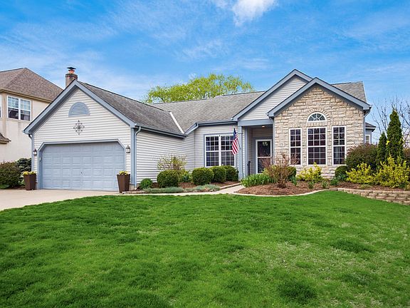 2nd image of 171 Cady Ct
