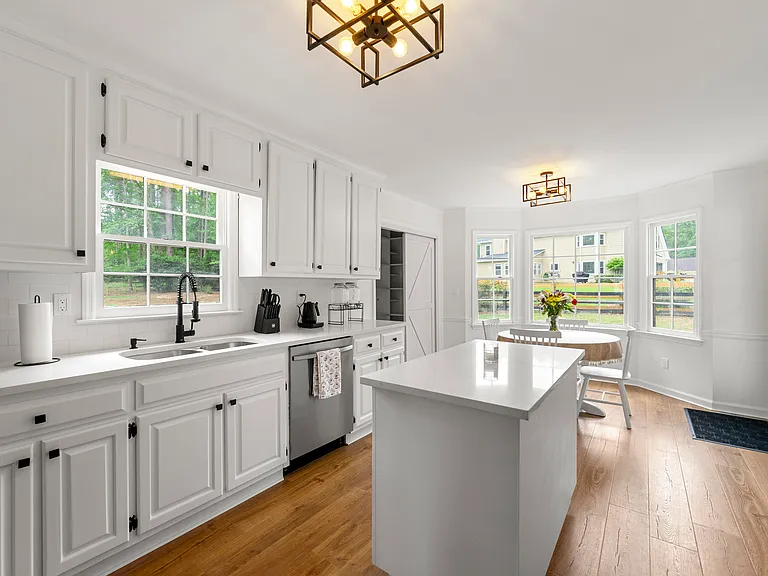 4115 Tanbark Dr NE — Photo 14