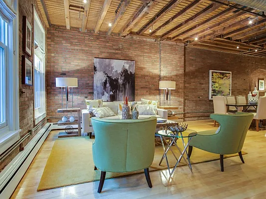 Sold by Sotheby's International Realty | media 3