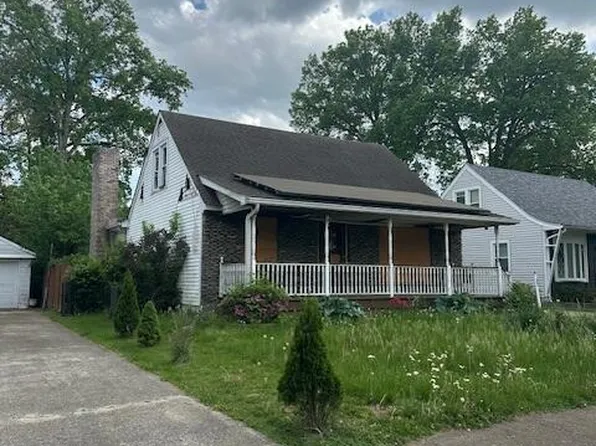 205 Kenoak Dr, Louisville, KY 40214