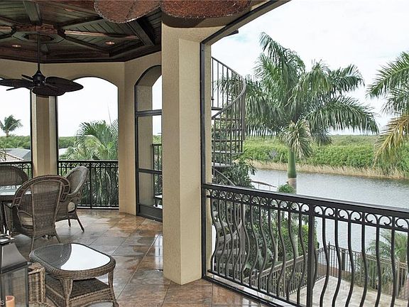 3rd image of 3840 Surfside Blvd