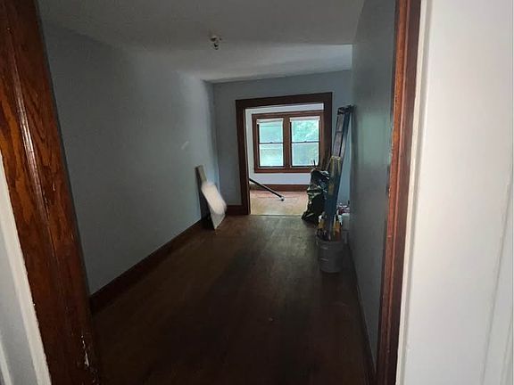 5th image of 728 Dorsey Ave APT 3