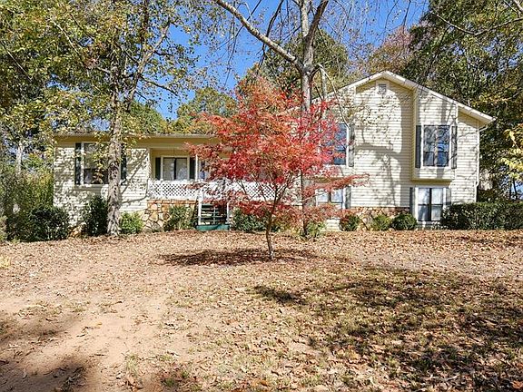2nd image of 2415 Spring Lake Dr NE