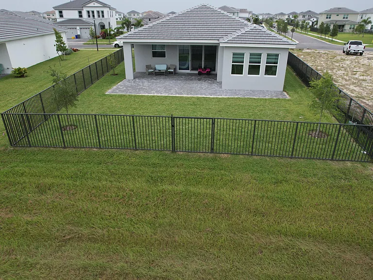 14075 Spruce Pine Dr — Photo 4