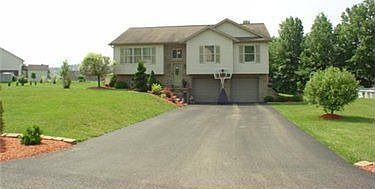 2nd image of 303 Nicholas Dr