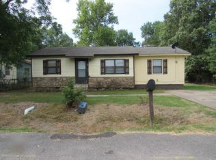 613 Hamburg St, Lonoke, AR 72086