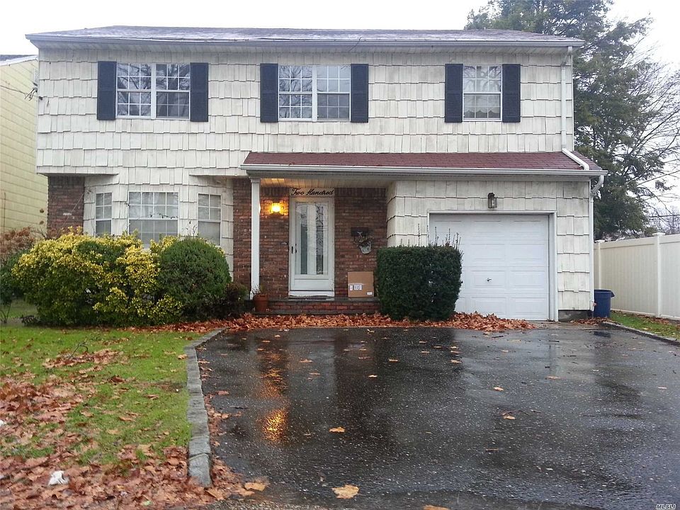 1st image of 200 Marcus Ave