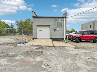 1213 N Main St, Royal Oak, MI 48067