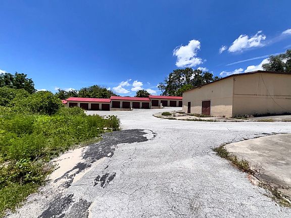 5th image of 613 N Dixie Ave #B