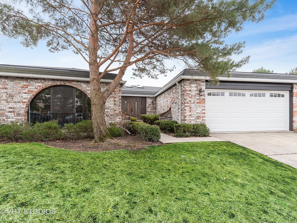 1st image of 4542 Lindenwood Ln