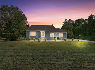 67 Adams Rd, Bloomfield, CT 06002