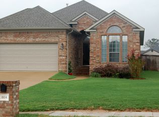 1804 Reveille Cir, Jacksonville, AR 72076