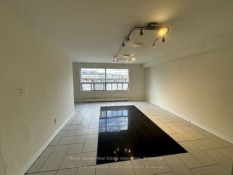 Mississauga House for rent - 3 Bedrooms in Mississauga