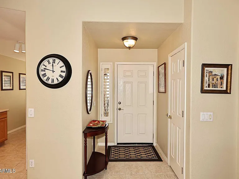 6457 S Pinaleno Pl — Photo 4