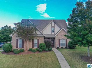 480 River Oaks Ln, Helena, AL 35080