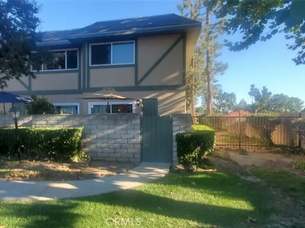 1121 W Francis St APT D, Ontario, CA 91762