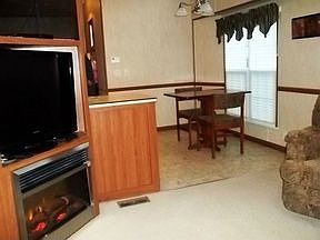 2nd image of 1229 Memorial Hwy Unit 64