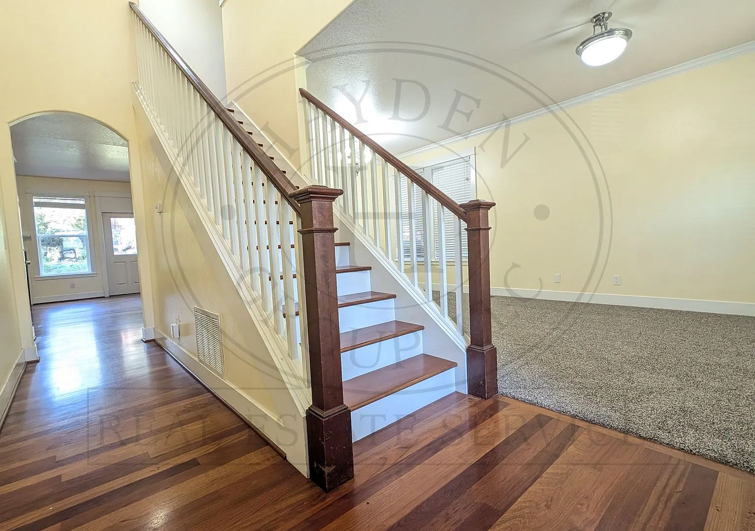 Beautiful 5-bedroom in Bethany — Photo 3