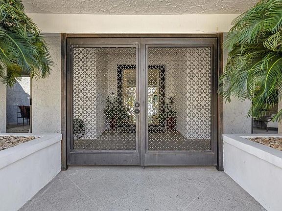 4th image of 1605 Ridgemore Dr