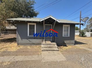 1403 W Lincoln Ave, Yakima, WA 98902
