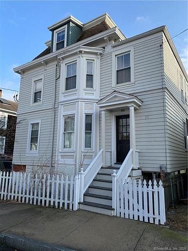1st image of 31 Elm St #2