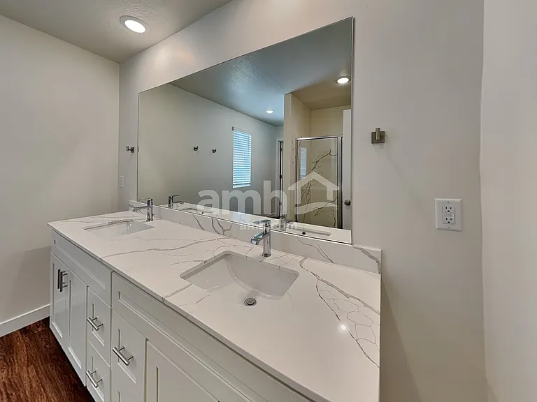 8964 S John Annie Ln — Photo 10