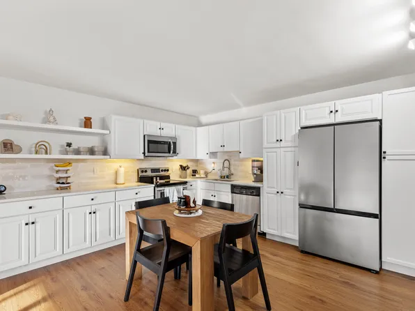 722 Sunny Pine Way #D1, Greenacres, FL 33415