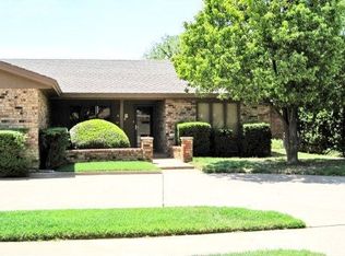 6306 Raleigh Ave, Lubbock, TX 79414