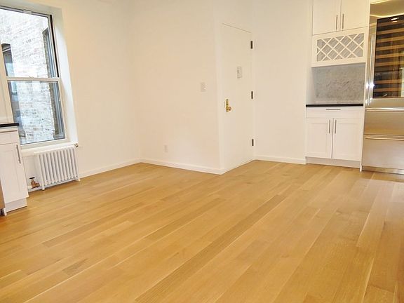 4th image of 315 W 115th St #4J9