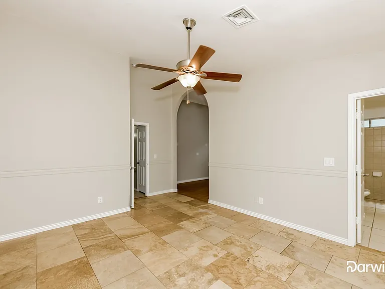 5923 W Garden Dr — Photo 8