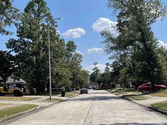 2nd image of 19410 Arbor Pines Ln
