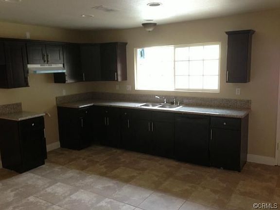 4th image of 22551 Thrush St