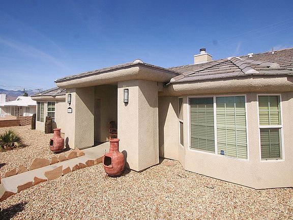 2nd image of 66612 Mission Lakes Blvd