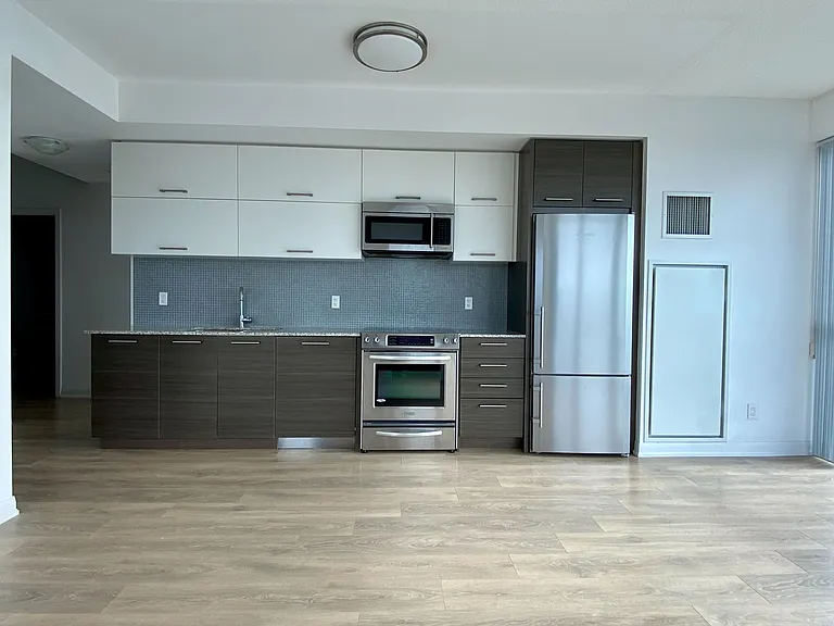 5162 Yonge St #3612 — Photo 7