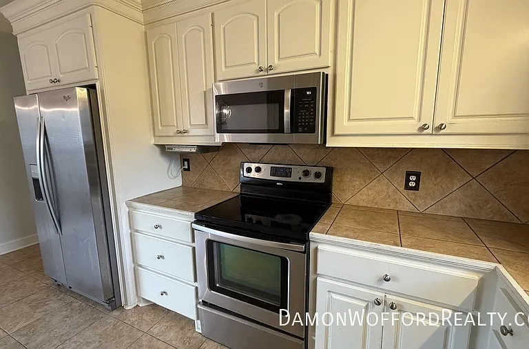105 Laurel Ridge Rd — Photo 5