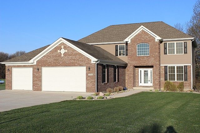 1st image of 2785 Woodland Dr