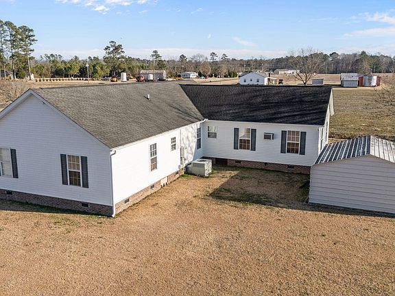3rd image of 1635 Horse Pen Swamp Road
