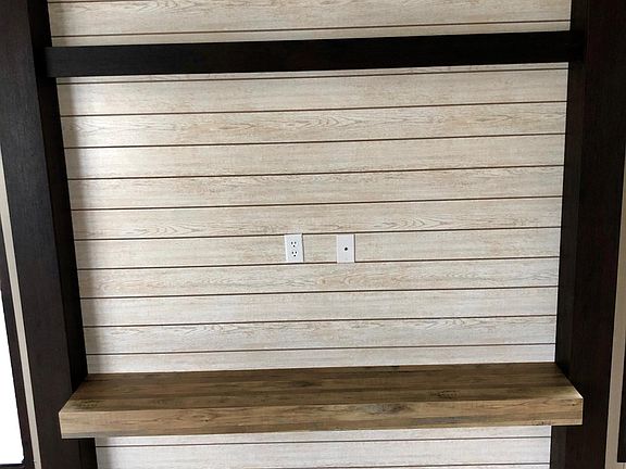 5th image of 5111 S Meridian Ave #434
