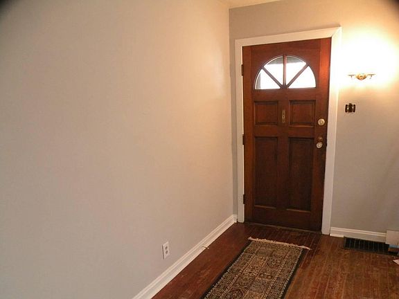 3rd image of 1947 N Bosart Ave