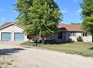 3346 Tulip Rd, Junction City, KS 66441