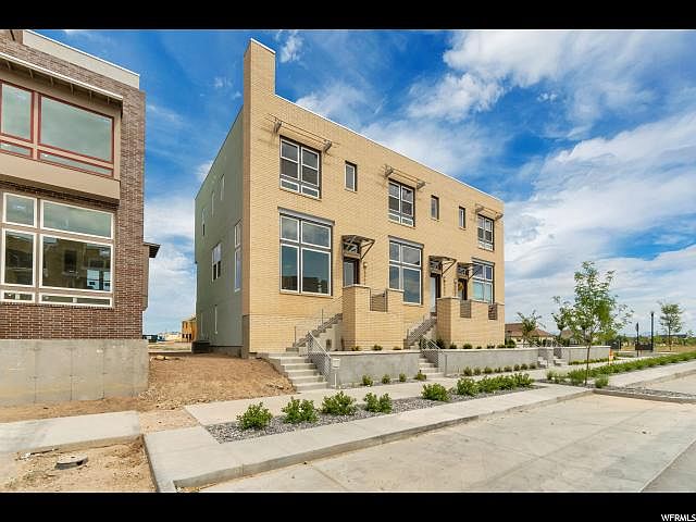 1st image of 5054 W Duckhorn Dr #217