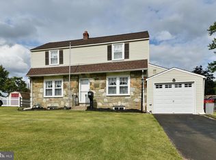 1199 Cambridge Rd, Warminster, PA 18974