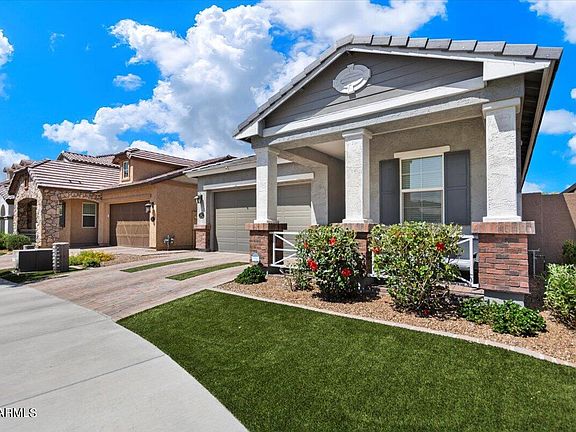 2nd image of 2662 S CHATSWORTH --