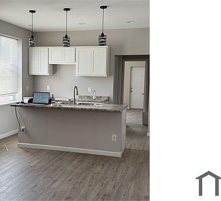 1st image of 4564 Athlone Ave Floor 1