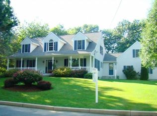 70 Fox Ridge Dr, Cranston, RI 02921