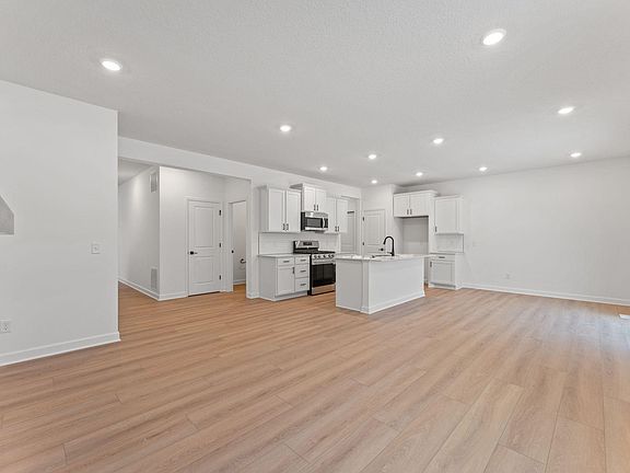 2nd image of 22385 Isla Way