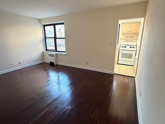 5th image of 2607 Avenue O #6H