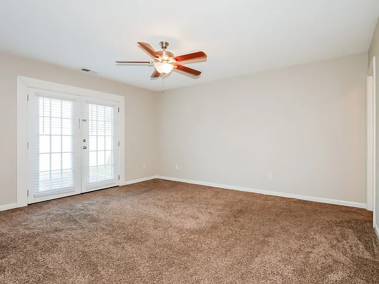 7296 Green Ash Dr — Photo 8