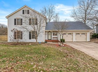 20520 Old Mill Rd, South Bend, IN 46637