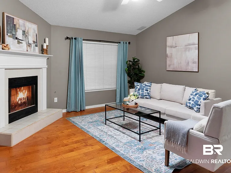 8254 Magnolia Village Dr S — Photo 11